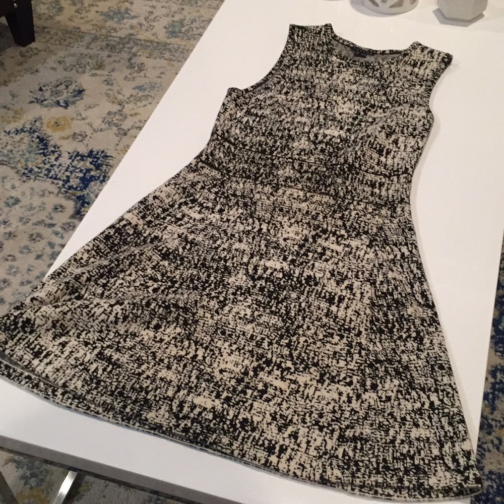 [SOLD] Theory Alancy C Tweedscape sleeveless dress - Picture 5 of 8